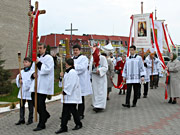 Parafia p.w. Boego Ciaa w omy - Procesja rezurekcyjna godz. 6.00