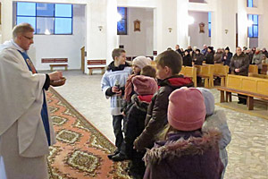 Roraty - losowanie figurki Matki Boej i trzech aniokw adwentowych