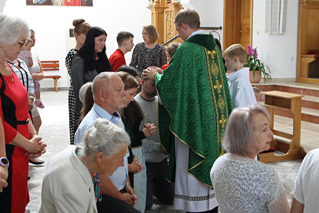 Parafia p.w. Boego Ciaa w omy, Msza w. Prymicyjna, ks. Wojciech Karwowski